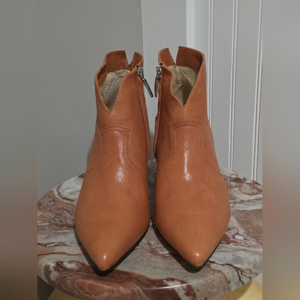 Ivylee Copenhagen Leather Ankle Boots, US 8, EU 39